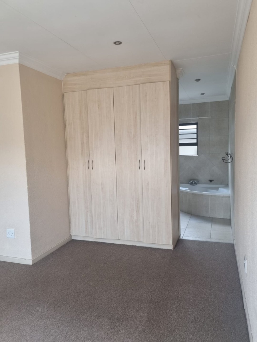 3 Bedroom Property for Sale in Doringkruin North West